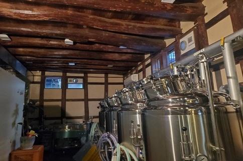 尾道ビール6本セット（尾道ホルモンジャーキー付き）