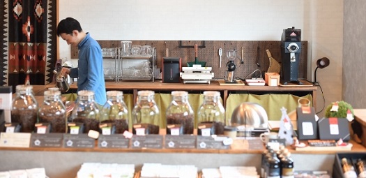 【年内発送】【向島の珈琲豆焙煎所】スペシャルティコーヒー詰め合わせ３【コーヒー 珈琲 COFFEE 焙煎 自家焙煎 本格的 美味しい おしゃれ スペシャルティコーヒー コーヒー豆 ギフト 贈り物 詰め合わせ ご当地 広島県 尾道市 向島】