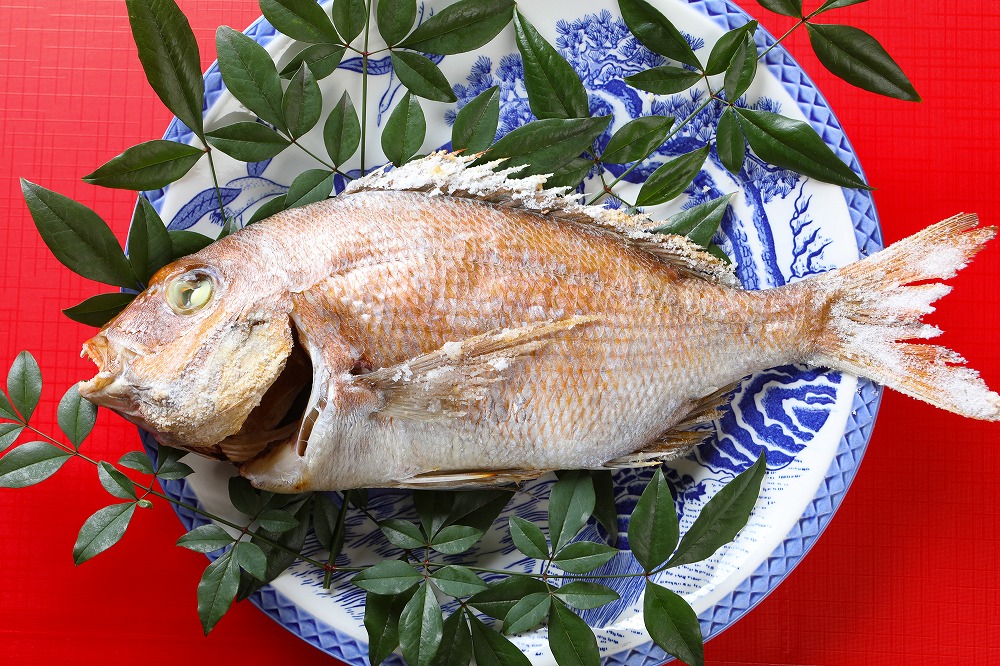 天然真鯛の塩焼き１尾 ～お祝い・お食い初め等におすすめ～【お祝い ギフト お食い初め 尾道市 鯛 塩焼き 真鯛】