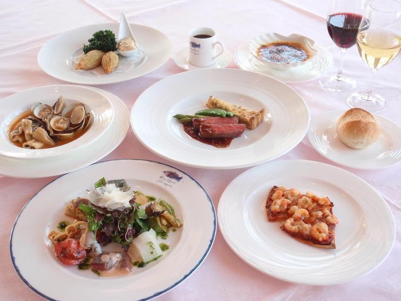 【瀬戸内のオーベルジュ　ナティーク城山】DXツインルーム1泊2食付きペア宿泊券【券 人気 おすすめ】