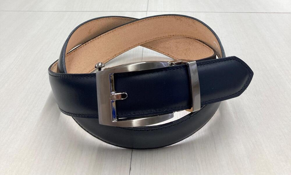 革工房いんのしまスマートロック式牛革 ベルト(色:紺)【レザー 小物 ファッション ギフト 贈り物 プレゼント 人気 おすすめ 広島県  尾道市】