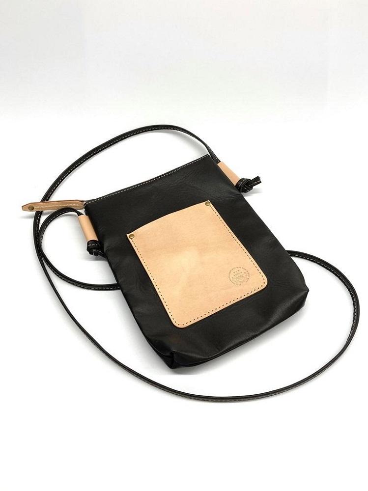 革工房いんのしま 牛革サコッシュ縦型【色:チョコ】【雑貨 日用品 人気 おすすめ】