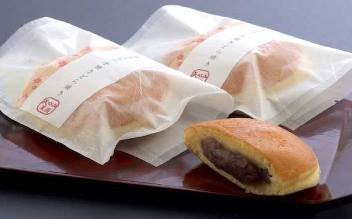 【全12回定期便】天心山 どら焼き （10個入り）×2 お菓子 和菓子 菓子 スイーツ どらやき おかし おやつ 広島県福山市/天心山ファーム [BABW010]