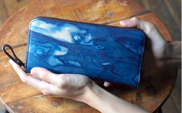 長財布 「ポッシュＦ」　薄藍 瀬戸内の空 天然藍染め・福山レザー 自社一貫製造 広島県福山市/株式会社サード メンズ レディース 本革 レザー [BACM018]