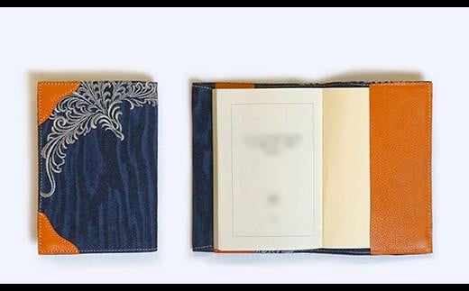 ブックカバー 文庫サイズ 刺繍バージョン ブックカバー デニム ノート 本 カバー 文庫本 お洒落 おしゃれ 木製 本革 広島県福山市/有限会社アルファ企画 [BAFB011]