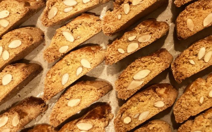 スイーツ 「カントゥッチ・アーモンド」 8個×3パック 広島県福山市/リストランテ ア ターヴォラ スイーツ お菓子 洋菓子 焼き菓子 おやつ ビスコッティ [BABI001]