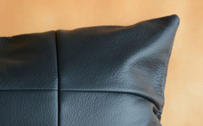 クッション MS#113（ブラック）PAW CUSHION （パウクッション）ナチュラルレザー製 クッション ソファー レザー 革 ファニチャー 家具 いす 椅子 人気 おすすめ 広島県福山市/株式会社心石工芸 [BABV028]