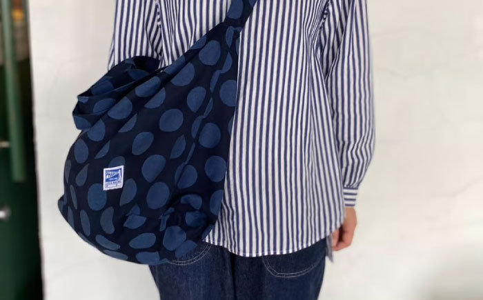 バッグ PHAROS×Hatoribe 3WAY バッグ ネイビー おしゃれ 軽量 丈夫 ママバッグ 通学 エコバッグ お稽古バッグ リバーシブル 可愛いマスクケース付き 広島県福山市/有限会社ホルス [BAFG063]