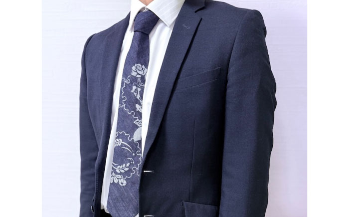 ネクタイ 和福デニムネクタイ ネイビー 鯉柄 デニム ネクタイ 和装小物 紳士服 メンズ ファッション ビジネス カジュアル フォーマル スーツ 広島県福山市/RIBIAN [BAGM006]