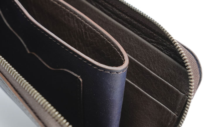 Ｌ字ファスナー財布「リセス」　濃藍　瀬戸内の海　天然藍染め・福山レザー　自社一貫製造　広島県福山市/株式会社サード　L字 長財布 財布 ウォレット カードポケット 経年変化 手染め　手擦り 天然藍染め 福山レザー [BACM009]