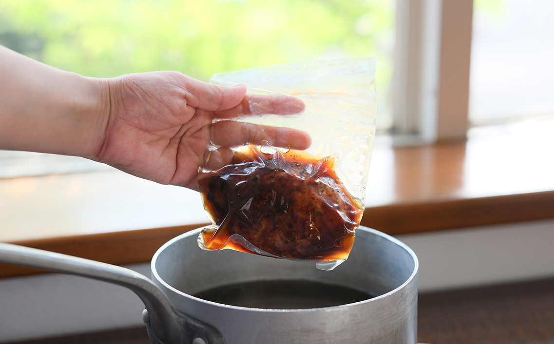 鶏ハンバーグ/調理済み5枚入り/鶏肉 ミンチ 照り焼き ハンバーグ