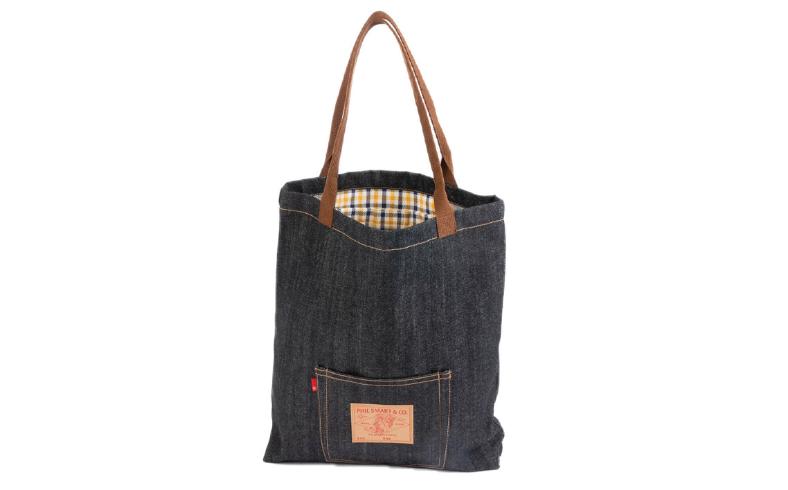 デニムトートバック（幅38cm×高さ42.5cm×厚さ6.5cm）