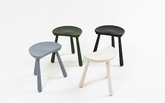 WK58．muku milk stool color（鉄黒）