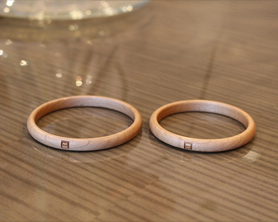 SHINBEY　バングル　ナチュラル　L