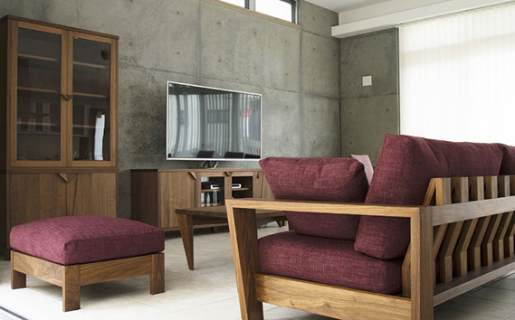 （OK）AUTHENTICITY TV BOARD T S