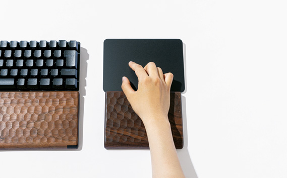 汎用型　亀甲名栗木製パームレスト　松2　1／2HALF　ウォールナット