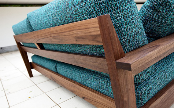 （ウォールナット）AUTHENTICITY FINE SOFA RE RD（レッド）