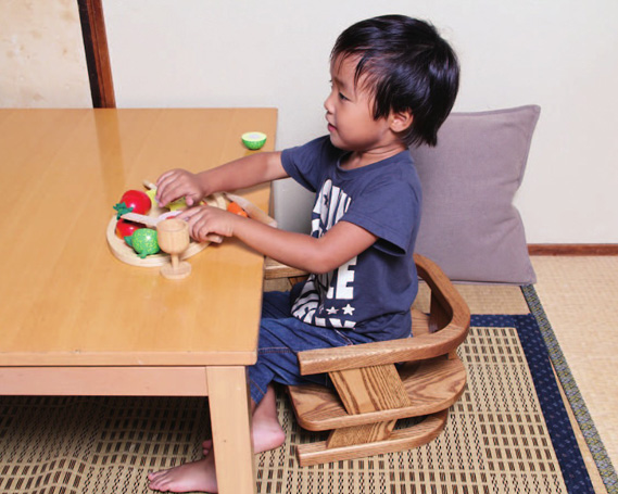 座敷用子供椅子　約1～6歳児用