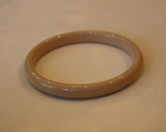 SHINBEY　漆バングル　ベージュ　S