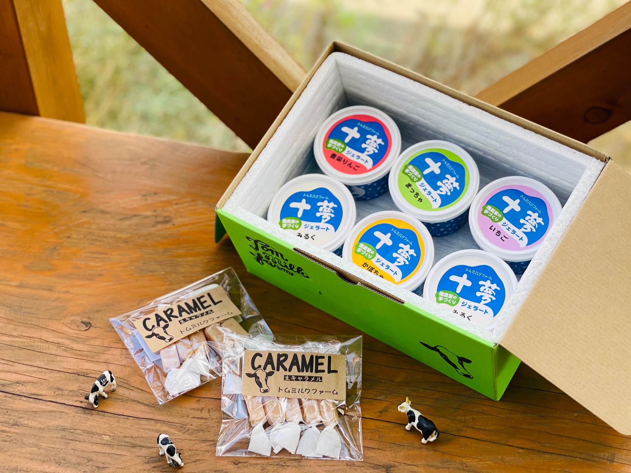 牧場直送十夢ジェラート6個、生キャラメル2袋セット【配送不可：離島】