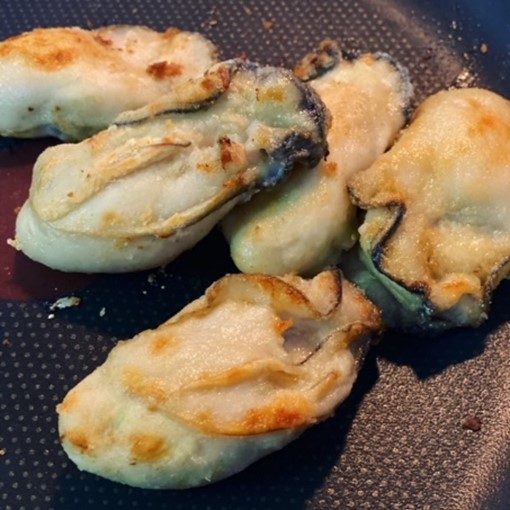  牡蠣　広島　むき身冷凍牡蠣　2Lサイズ　300g×3袋　矢野水産