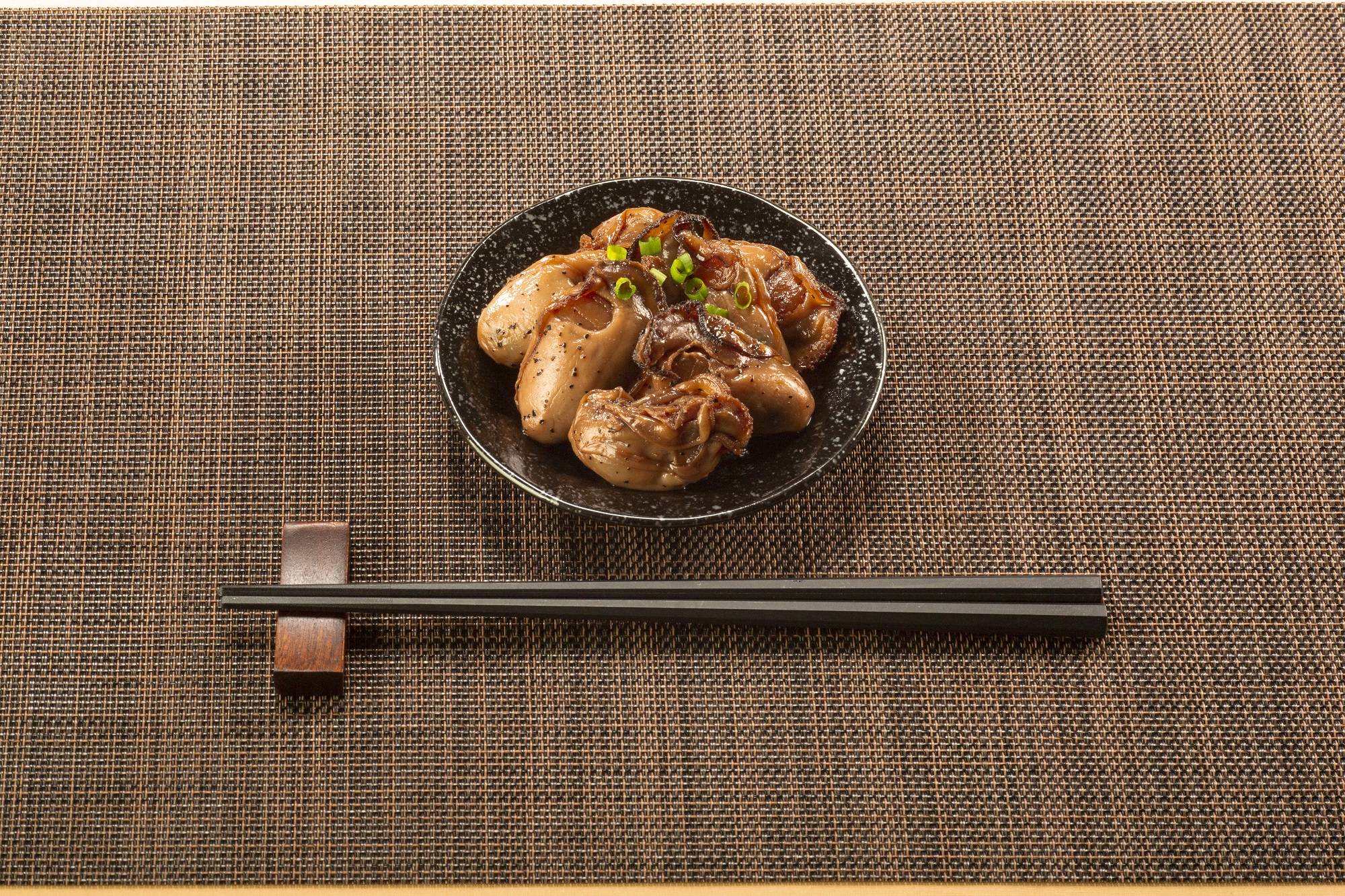 黒胡椒薫るやみつき牡蠣（広島県産）