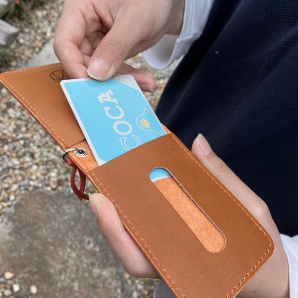 【広島ドラゴンフライズ×ベルズスクエア】コラボ　東広島産鹿革使用☆二つ折りIDカード/パスケース　マイナンバーカードや免許書入れにも