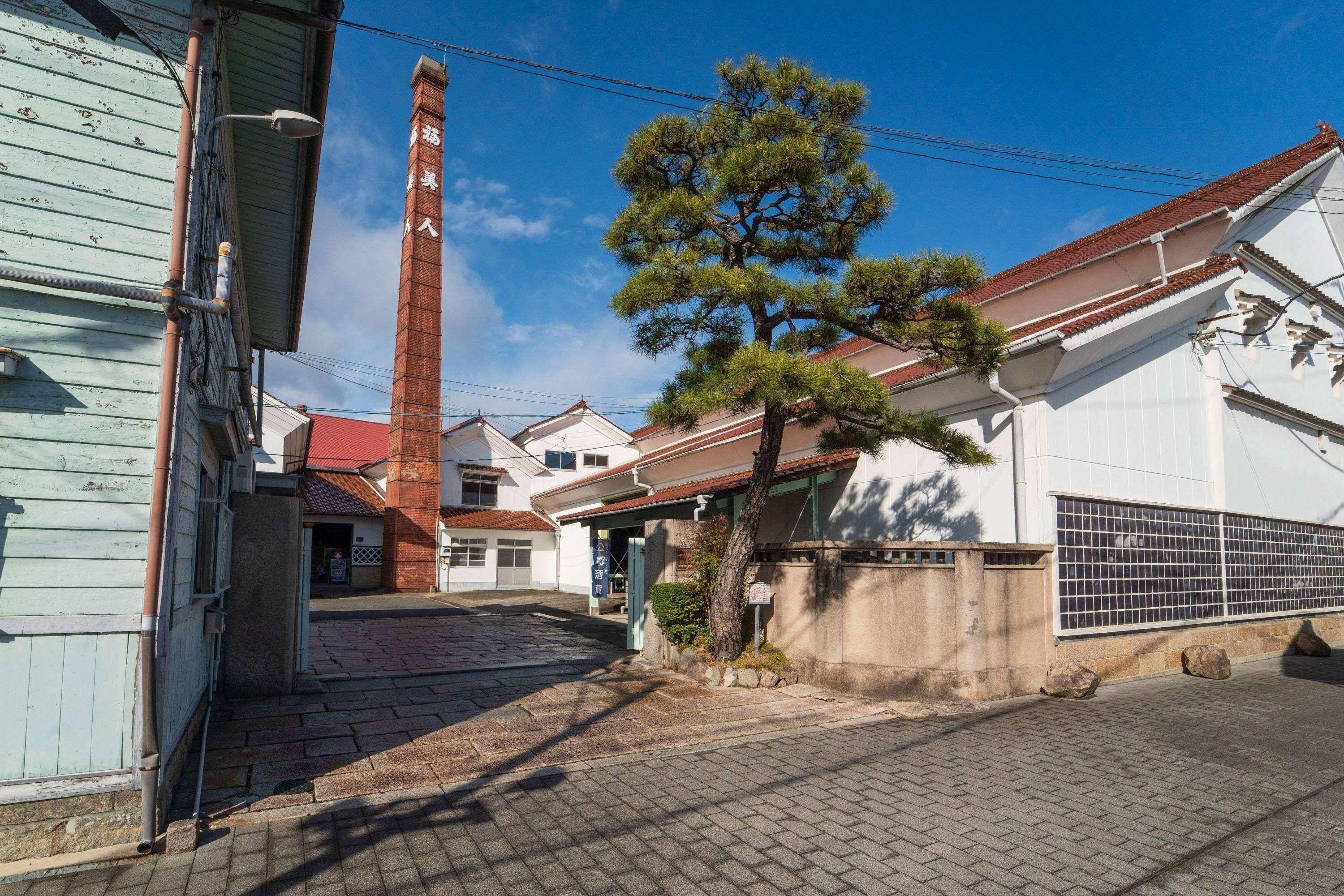 美人画入り蔵内限定酒　福美人　大吟醸720ml