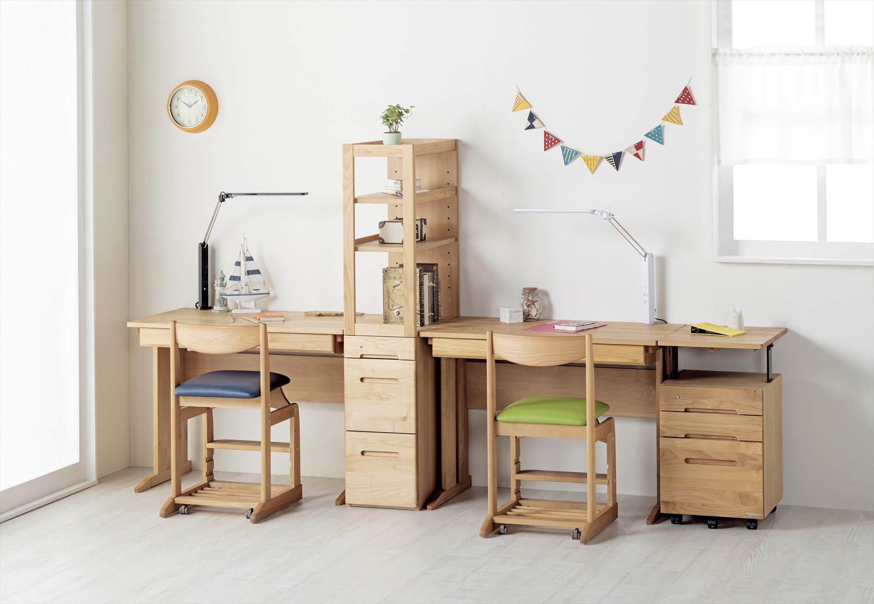 学習デスク(サイン ラック)