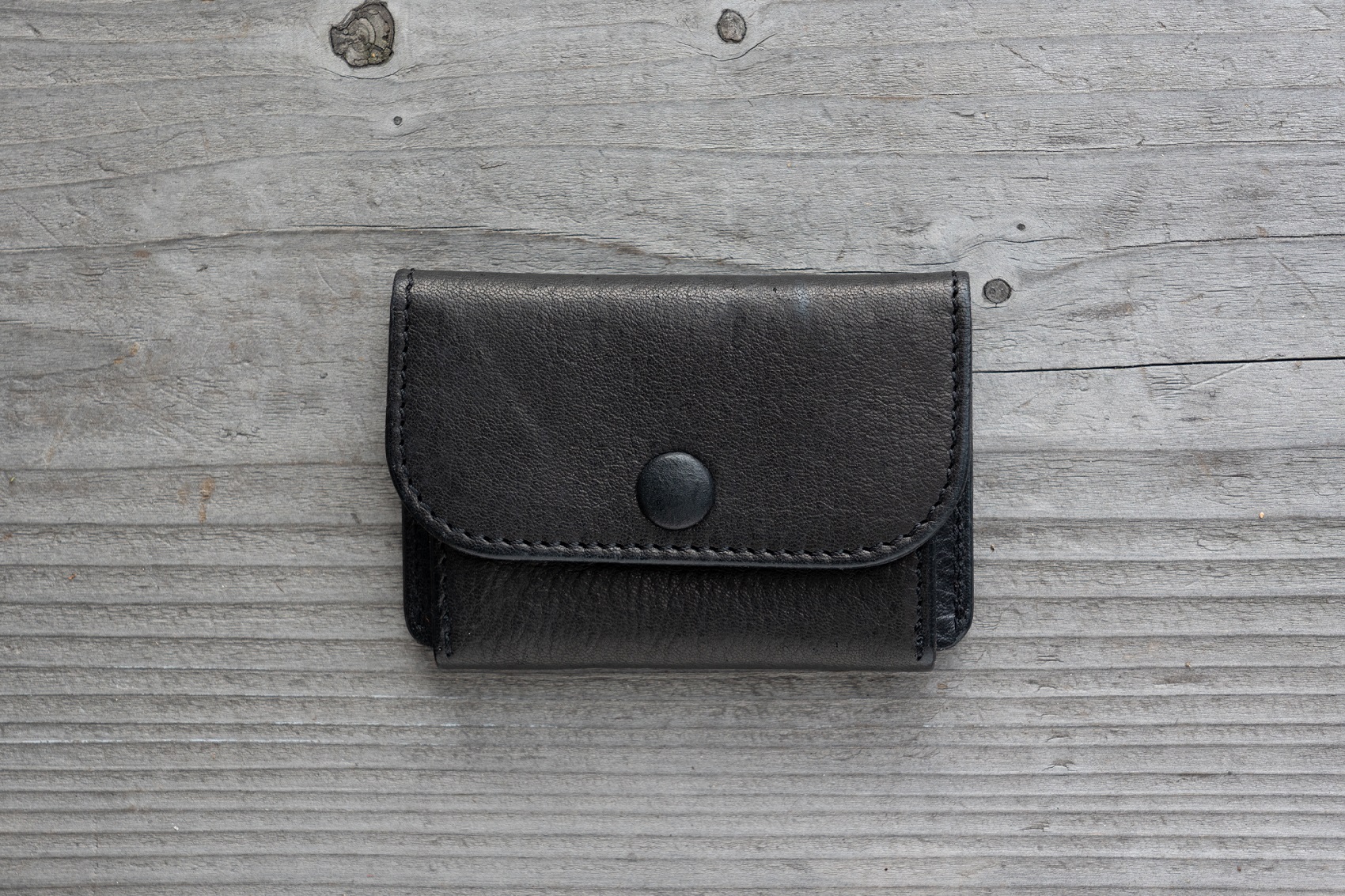 広島ジビエレザー　東広島産天然鹿革　ミニマム財布　お札もカードも小銭もオールインタイプ【01ブラック】