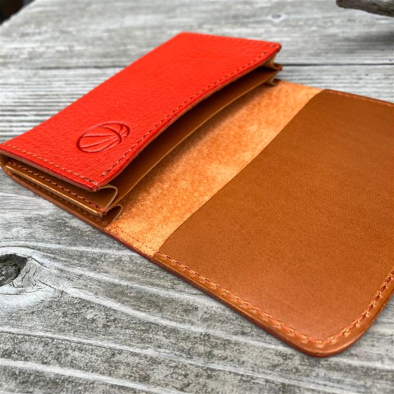 【広島ドラゴンフライズ×ベルズスクエア】コラボ　東広島産鹿革使用☆鹿革名刺入れ　初対面でも印象に残る◎