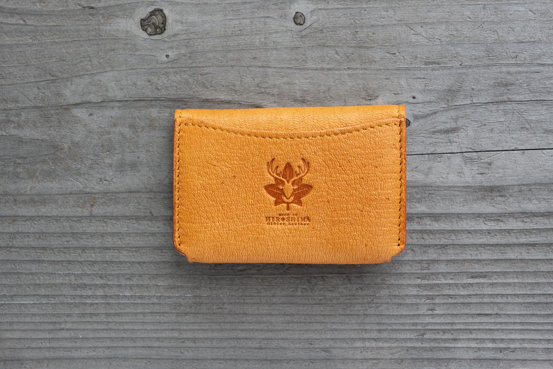 広島ジビエレザー　東広島産天然鹿革　ミニマム財布　お札もカードも小銭もオールインタイプ　【02キャメル】