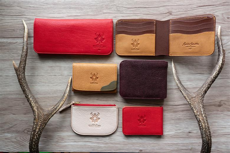 広島ジビエレザー東広島産天然鹿革　軽くて柔らかく手使いやすい本革スタンダード長財布　【03レッド】