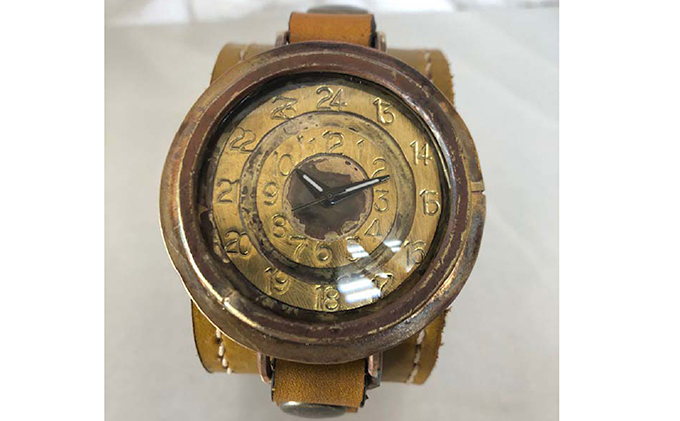 HR24の大型サイズ手作り時計　G（男性用）黄茶