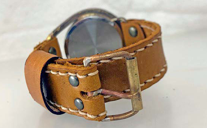 HR24の手作り時計　B（男女兼用）黄茶