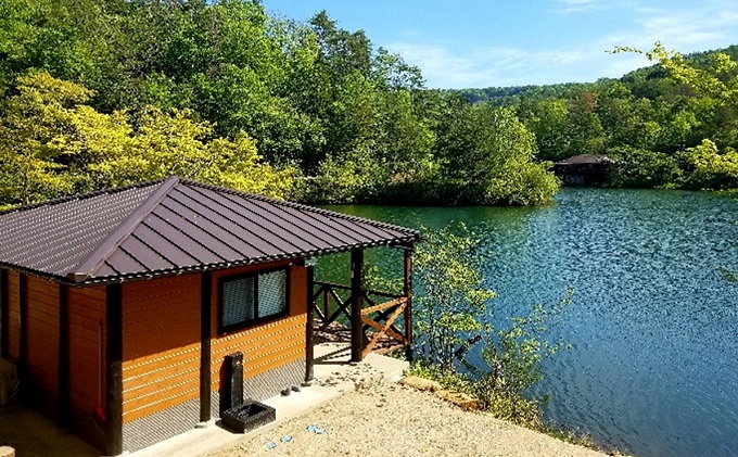 OutdoorFunキャンプフィールド 湖畔の小部屋 利用券 1枚