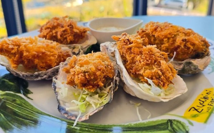 オーシャンビューで絶品牡蠣を！ 『オイスターカフェ江田島』 お食事券 3000円分（1000円分×3枚） 牡蠣 オイスター カフェ ギフト レストラン 広島 江田島市/オーシャンポイント株式会社 [XCS001]