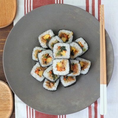 ゴマ油香る!韓国風のり巻き『キンパ』35g×8個×4Pセット【配送不可地域：離島】