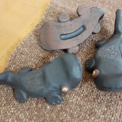 【広島県・奥安芸の鉄物語】～三段峡のオオサンショウウオの箸置きセット