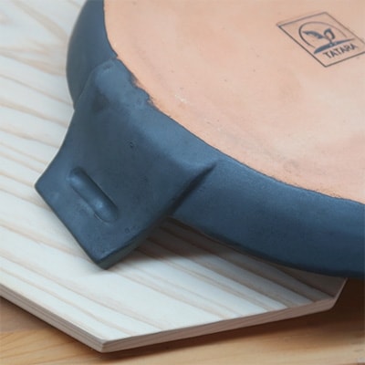 【広島県・奥安芸の鉄物語・風炎窯】～超耐熱陶器MOONスキレットパン大[トレー付・1組]