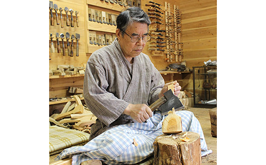 広島県指定伝統的工芸品　戸河内刳物　鍋物用穴あきお玉