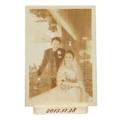 【オーダーメード】オリジナル木製レーザー彫刻フォト(木製スタンド付き)