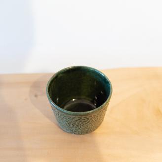 そば猪口 メラメラ 緑色 食器 猪口 陶芸品 工芸品 木と土calm プレゼント ギフト クリスマス お誕生日 結婚祝い 下関市