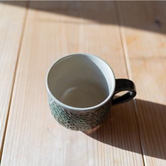 メラメラ マグカップ 緑 食器 カップ 陶芸品 工芸品 木と土calm プレゼント ギフト クリスマス お誕生日 結婚祝い 下関市