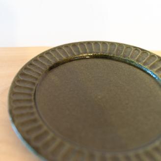 リム皿 小 ミドリ色 食器 皿 陶芸品 工芸品 木と土calm プレゼント ギフト クリスマス お誕生日 結婚祝い 下関市