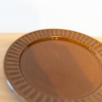 リム皿 小 キャラメル色 食器 皿 陶芸品 工芸品 木と土calm プレゼント ギフト クリスマス お誕生日 結婚祝い 下関市
