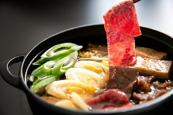 D021 黒毛和牛モモ肩肉薄切400ｇ