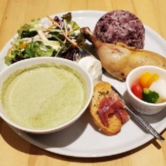 D130 辛くないクリーミーグリーンカレー６食セット