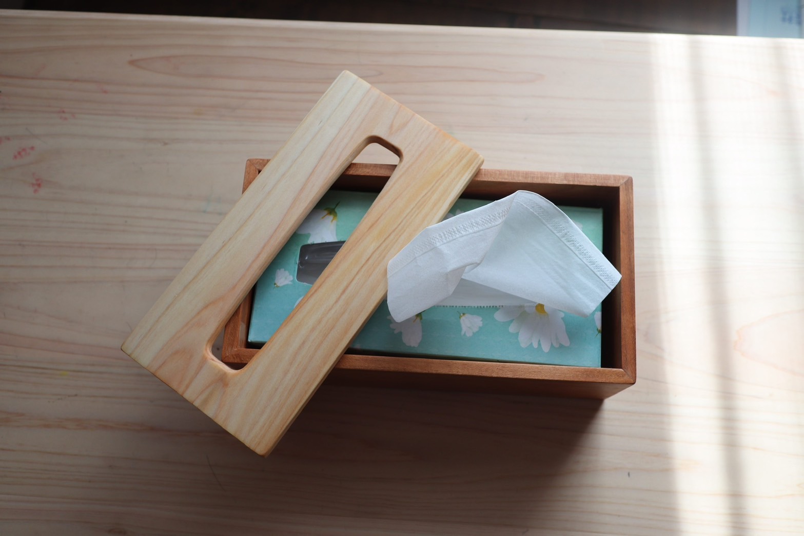 D285 サクラのティッシュケース