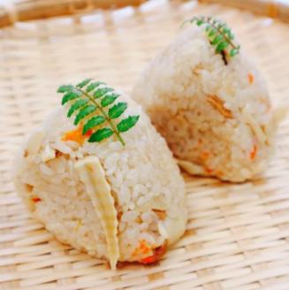 C031 山口仁保産直送　掘り白たけのこ1kg